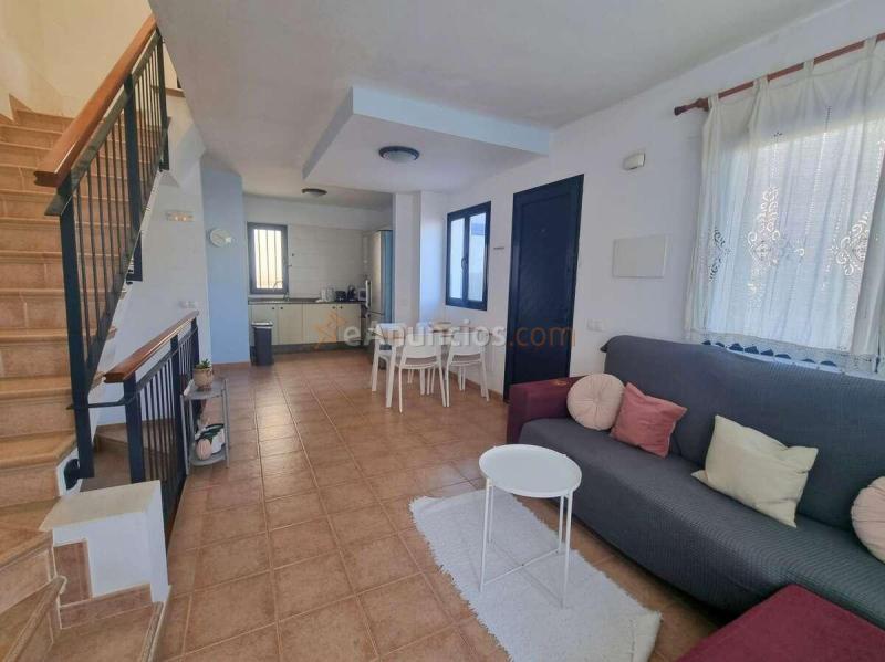 EN VENTA TRIPLEX EN ORZOLA