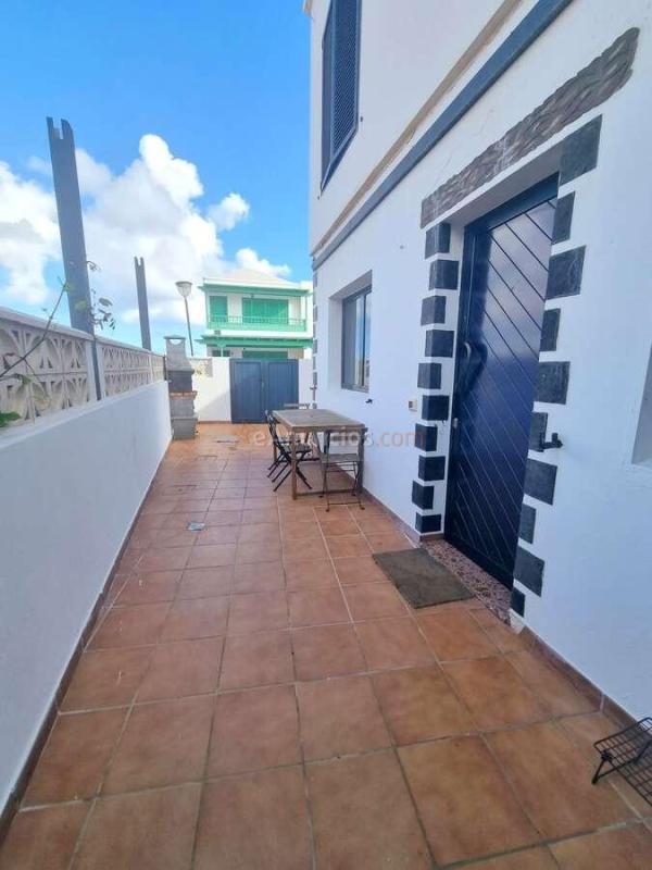 EN VENTA TRIPLEX EN ORZOLA
