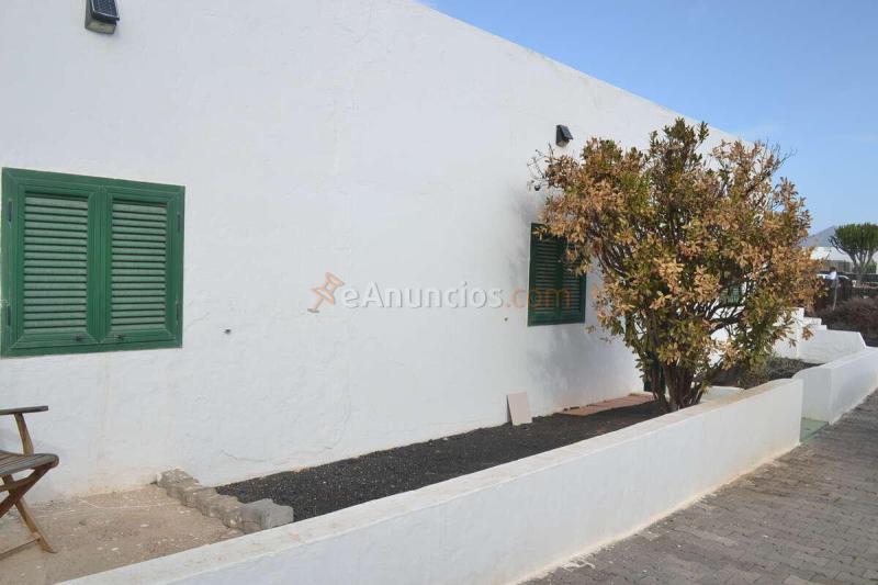 Casa estilo canario de 4 dormitorios para reformarmodernizar