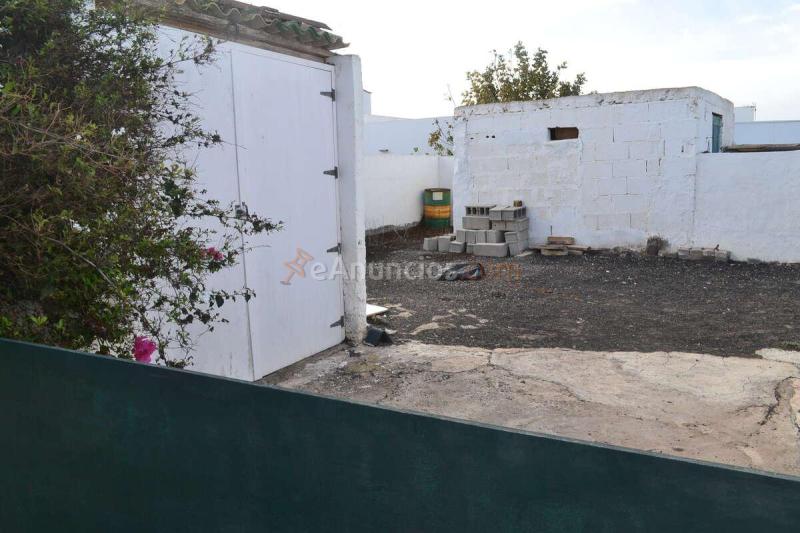 Casa estilo canario de 4 dormitorios para reformarmodernizar