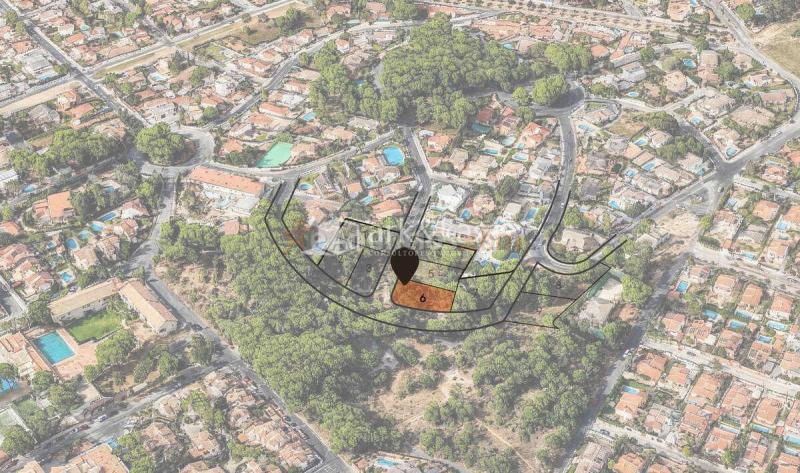 Parcela Venta En L'Eliana Urb. La Pinada
