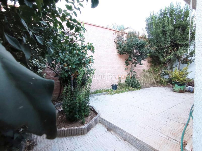 Se vende coqueta casa en el peral