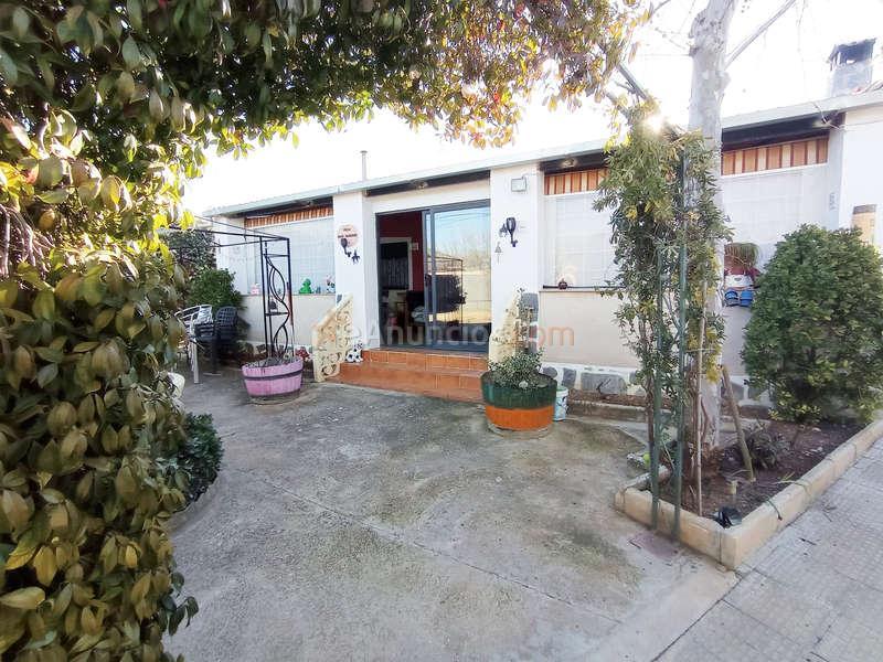 Chalet independiente en el peral