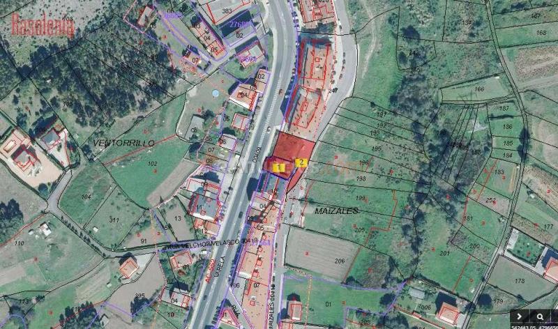 Solar urbano para promoción de 14 viviendas, local y 27 garajes en Arteixo — 160.000 €