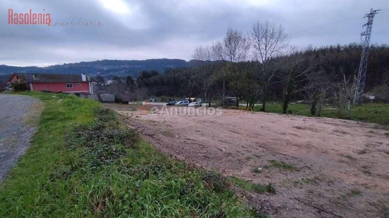 Solar edificable para unifamiliares en mos (pontevedra)