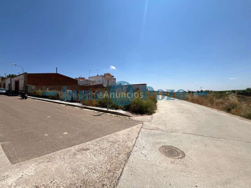 Parcela de 453 metros a la venta