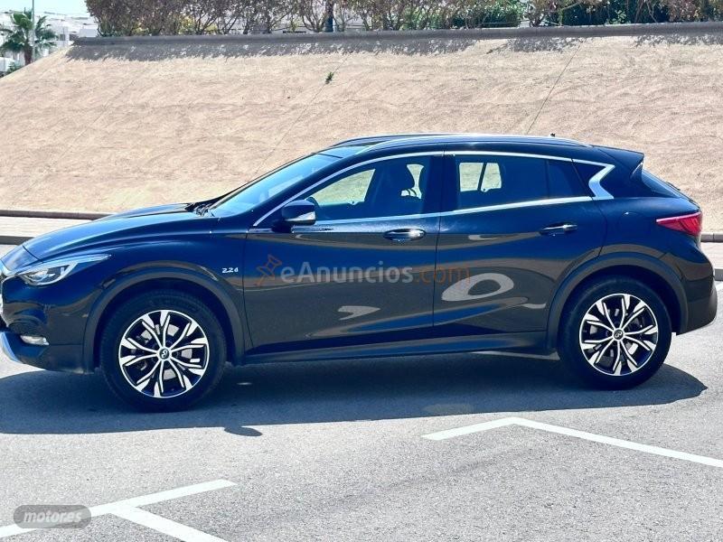 Infiniti QX30 220CDI de 2017 con 180.000 Km por 17.100 EUR. en Almeria