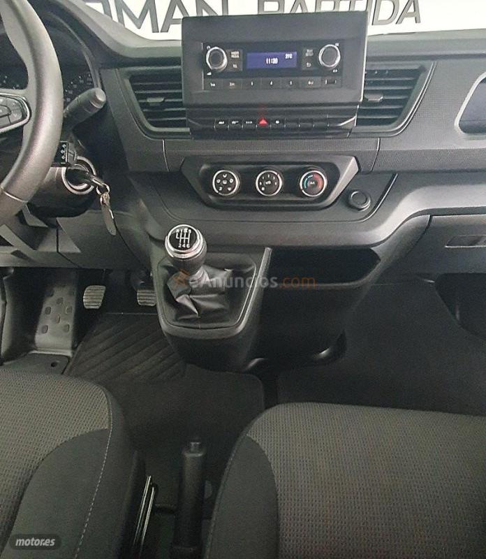 Renault Trafic TRAFIC III FURGON 2.0 de 2022 con 179.391 Km por 17.500 EUR. en Sevilla