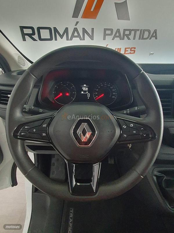 Renault Trafic TRAFIC III FURGON 2.0 de 2022 con 179.391 Km por 17.500 EUR. en Sevilla