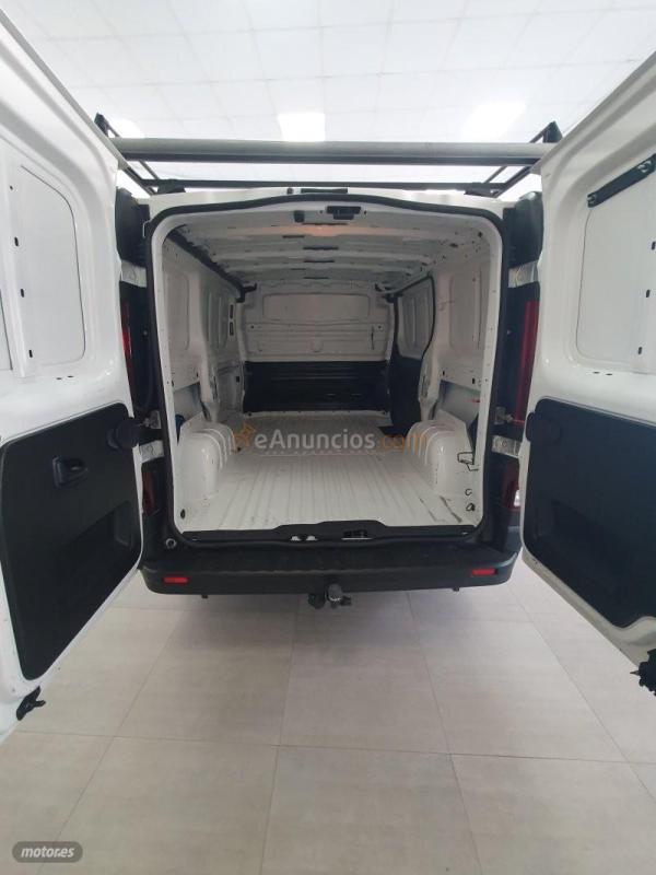 Renault Trafic TRAFIC III FURGON 2.0 de 2022 con 179.391 Km por 17.500 EUR. en Sevilla