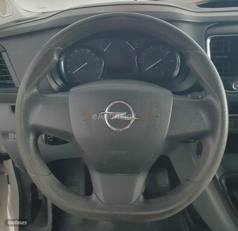 Opel Vivaro VIVARO C 1.5 de 2021 con 191.907 Km por 18.900 EUR. en Sevilla