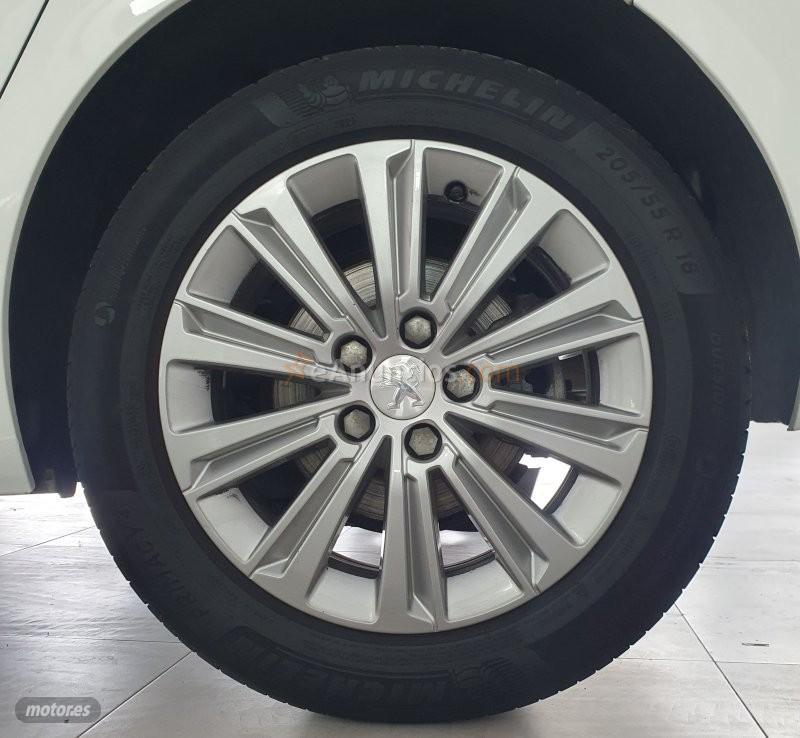 Peugeot 308 II 1.5 BlueHDI de 2020 con 139.403 Km por 14.900 EUR. en Sevilla
