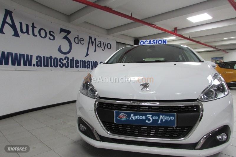 Peugeot 208 PURETECH 1.2 85CV de 2019 con 55.000 Km por 9.490 EUR. en Tenerife