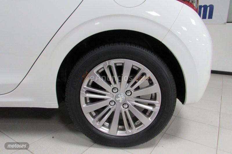 Peugeot 208 PURETECH 1.2 85CV de 2019 con 55.000 Km por 9.490 EUR. en Tenerife
