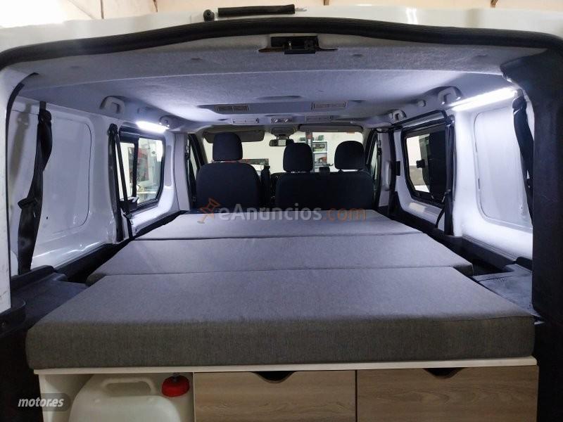 Opel Vivaro Combi 1.6 Cdti 120 cv L1 2.9 T de 2019 con 198.592 Km por 18.500 EUR. en Sevilla