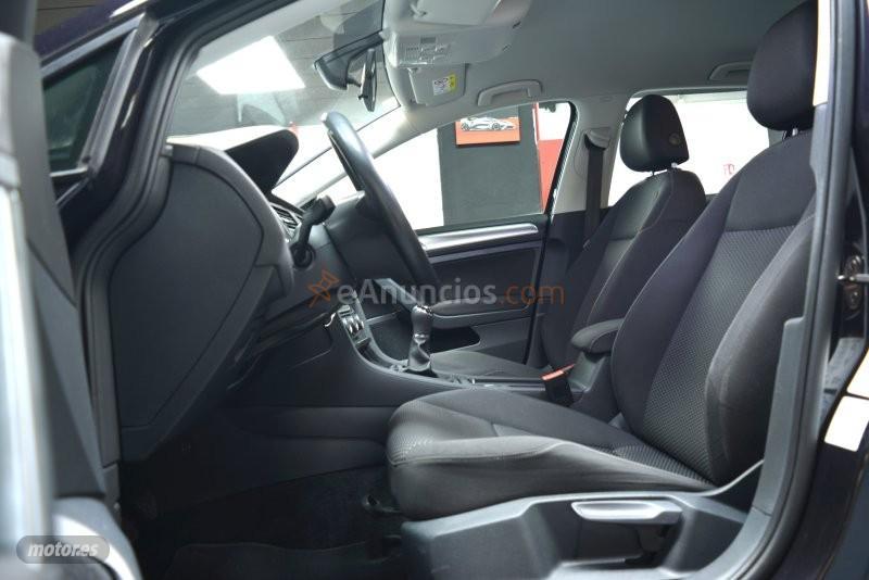 Volkswagen Golf Business 1.5 TSI EVO 96kW (130CV) de 2020 con 62.000 Km por 16.500 EUR. en Madrid