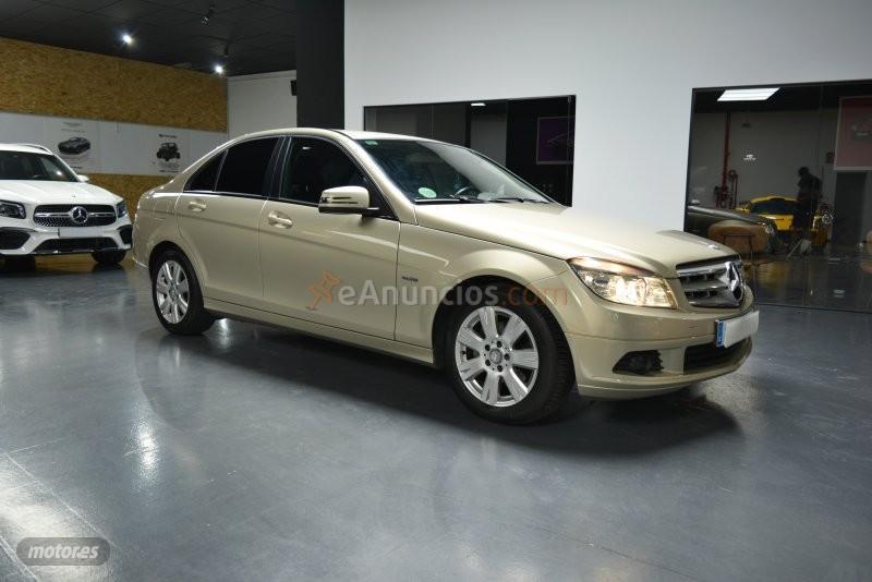 Mercedes Clase C C 180 CGI BE Avant. Blue Efficiency Ed. de 2010 con 183.000 Km por 8.500 EUR. en Madrid
