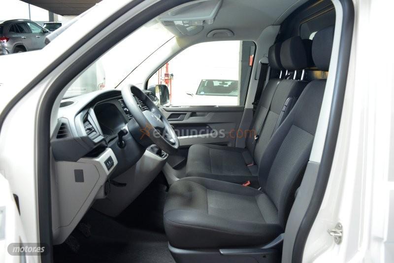 Volkswagen Transporter Furgon Batalla Corta TN 2.0 TDI BMT 4Motion 150 CV de 2020 con 180.000 Km por 18.350 EUR. en Madrid