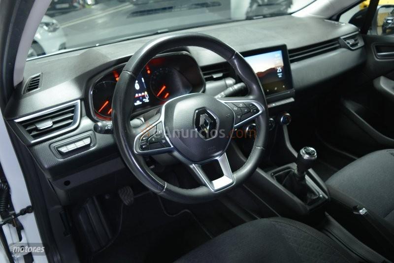 Renault Clio Equilibre Blue dCi 74 kW (100 CV) de 2023 con 186.000 Km por 10.800 EUR. en Madrid