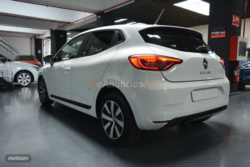 Renault Clio Equilibre Blue dCi 74 kW (100 CV) de 2023 con 186.000 Km por 10.800 EUR. en Madrid