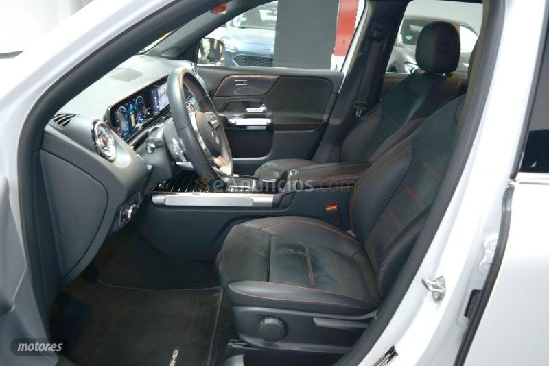 Mercedes Clase GLB GLB 200 d AMG Line 7 plazas de 2022 con 57.000 Km por 34.900 EUR. en Madrid