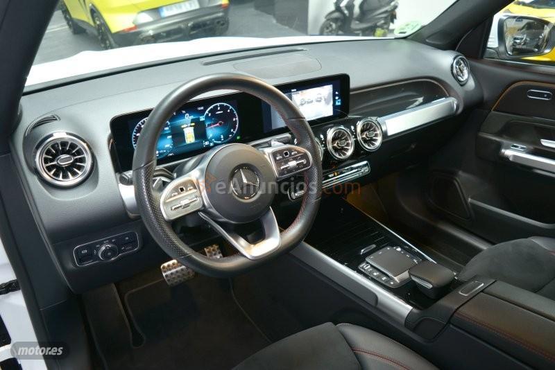 Mercedes Clase GLB GLB 200 d AMG Line 7 plazas de 2022 con 57.000 Km por 34.900 EUR. en Madrid