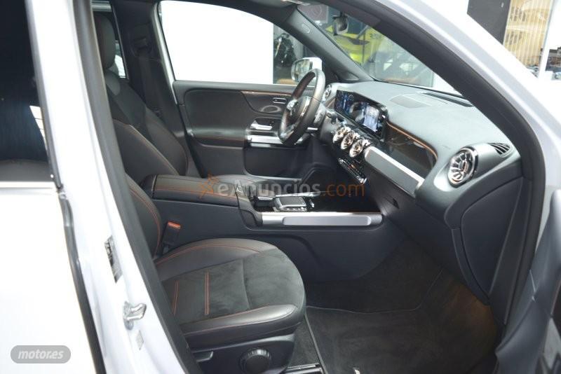 Mercedes Clase GLB GLB 200 d AMG Line 7 plazas de 2022 con 57.000 Km por 34.900 EUR. en Madrid