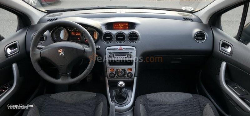 Peugeot 308 2.0 HDI 136CV de 2008 con 368.000 Km por 3.700 EUR. en Ciudad Real
