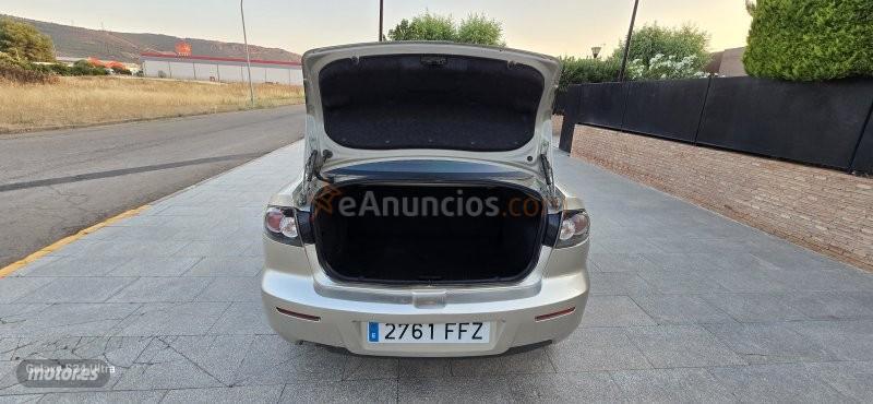 Mazda Mazda3 1.6 CD DIESEL 110CV de 2006 con 228.000 Km por 3.250 EUR. en Ciudad Real