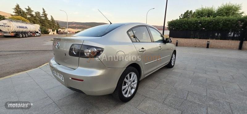 Mazda Mazda3 1.6 CD DIESEL 110CV de 2006 con 228.000 Km por 3.250 EUR. en Ciudad Real