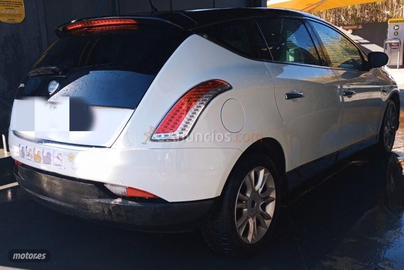 Lancia Delta 150cv de 2009 con 159.000 Km por 5.590 EUR. en Malaga