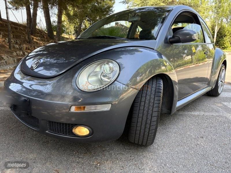 Volkswagen Beetle 1.4 FSI GOLF EDITION-KLIMA-LLANTAS 18RS-ALARMA-FULL de 2008 con 77.000 Km por 7.700 EUR. en Granada