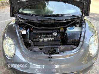 Volkswagen Beetle 1.4 FSI GOLF EDITION-KLIMA-LLANTAS 18RS-ALARMA-FULL de 2008 con 77.000 Km por 7.700 EUR. en Granada