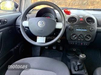 Volkswagen Beetle 1.4 FSI GOLF EDITION-KLIMA-LLANTAS 18RS-ALARMA-FULL de 2008 con 77.000 Km por 7.700 EUR. en Granada