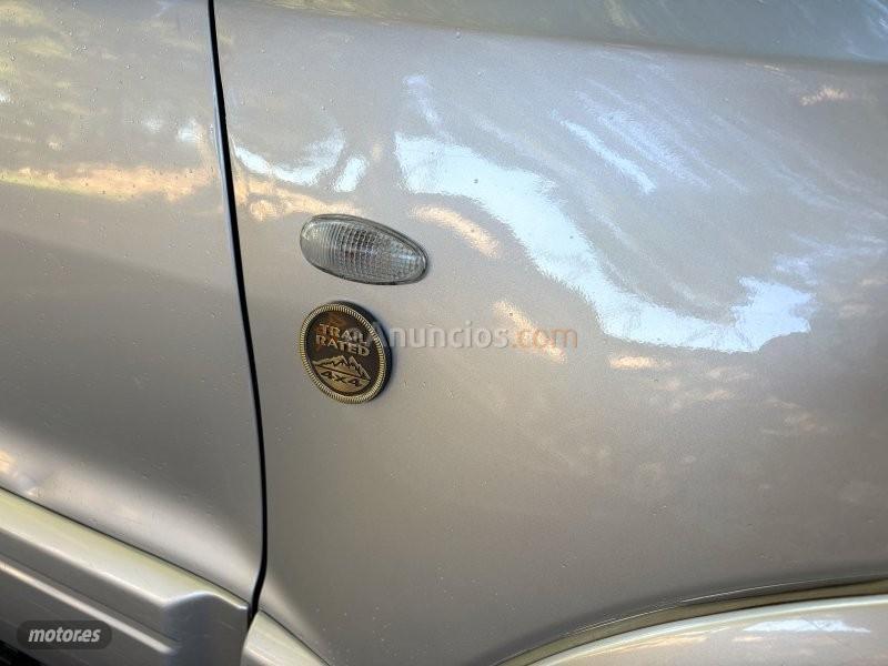 Mitsubishi Montero 3.2 DID KAYTEKI PIEL NAVI COMAND TV-KLIMATIZADOR-LLA19 de 2004 con 270.000 Km por 11.700 EUR. en Granada