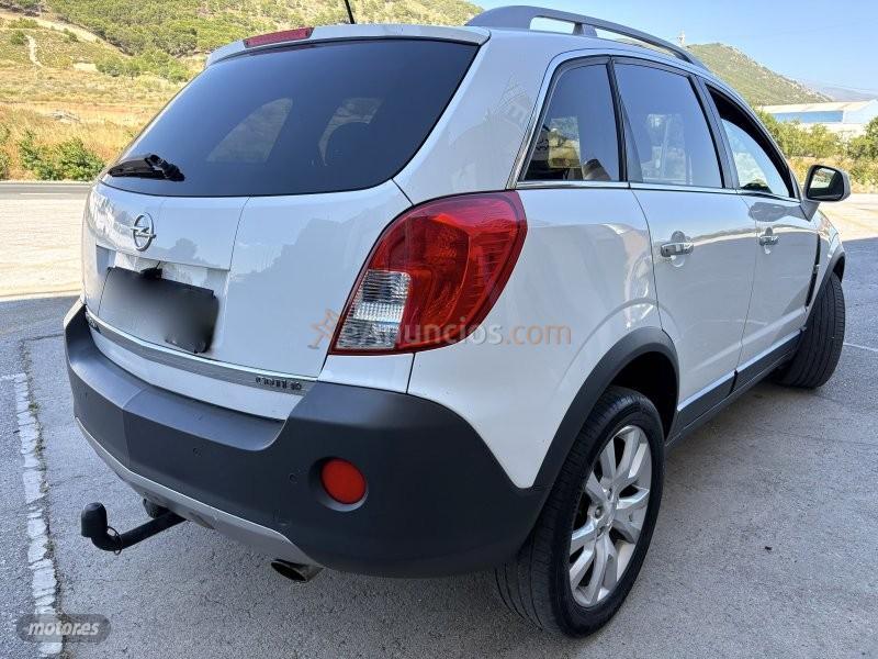 Opel Antara 2.2 CDTI 4X4 PIEL-BIXENON-NAVI DVD-TECHO CRISTAL-FULL de 2013 con 139.000 Km por 8.900 EUR. en Granada
