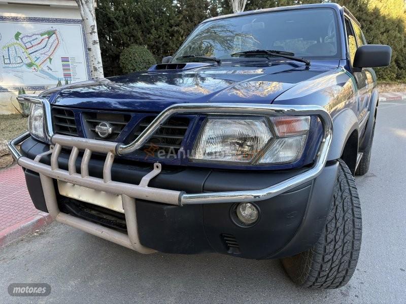Nissan Patrol GR 2.8 TD INTERCOOLER SAFARI-LLANTAS.4X4-KLIMA DEFENSAS ES de 1999 con 120.000 Km por 15.700 EUR. en Granada
