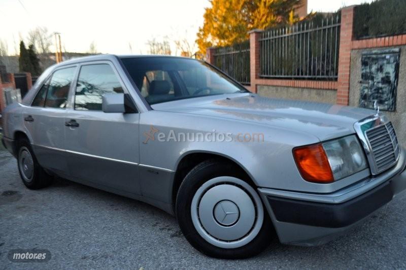 Mercedes Clase E 300D AUT KLIMA AC-TECHO ELECTRICO-ELEGANCE de 1991 con 377.000 Km por 5.700 EUR. en Granada