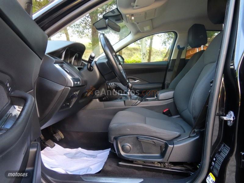 Jaguar E-Pace 2.0D SPORT EDITION de 2019 con 170.000 Km por 17.000 EUR. en Granada