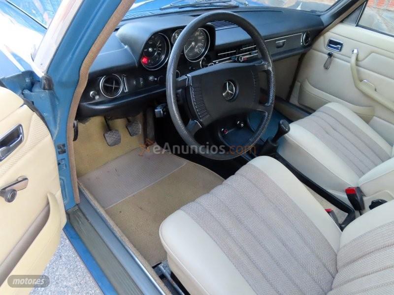 Mercedes 220 240d w115 -8 piel beige-como nuevo de 1977 con 100.000 Km por 19.900 EUR. en Granada