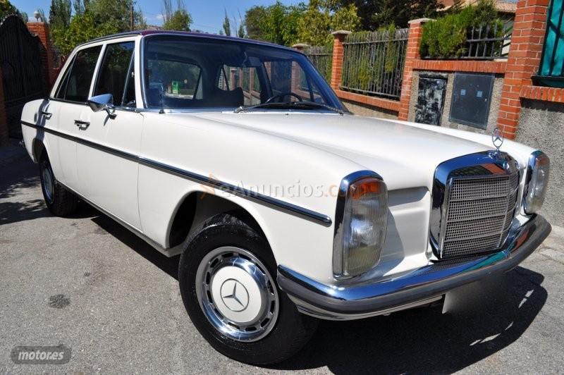 Mercedes 220 220D W115 8 COLECCIONISTA de 1979 con 80.000 Km por 23.700 EUR. en Granada