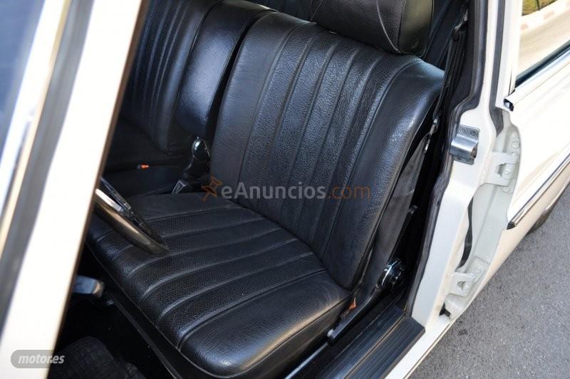 Mercedes 220 220D W115 8 COLECCIONISTA de 1979 con 80.000 Km por 23.700 EUR. en Granada