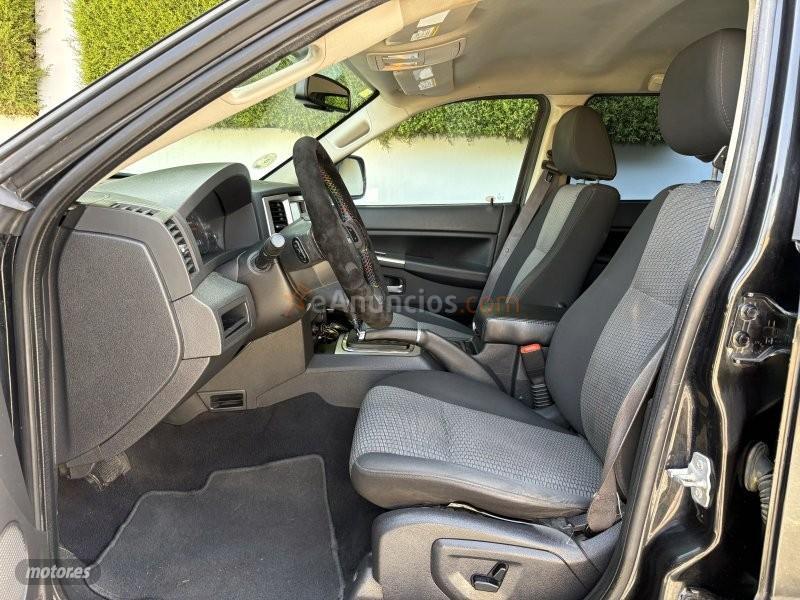 Jeep Grand Cherokee 3.0 CRD V6 4X4 QUADRA DRIVE-KLIMA-NAVI CARPLAY CAM de 2011 con 302.000 Km por 8.500 EUR. en Granada