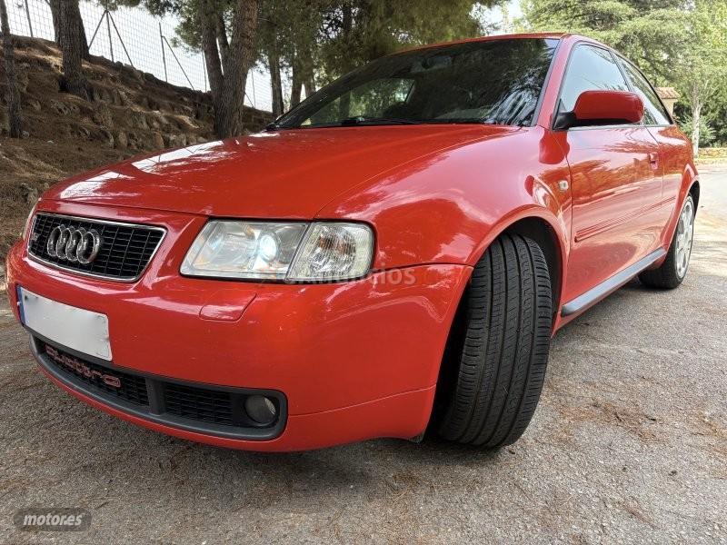 Audi S3 TURBO  XENON-BOSE-KLIMATIZADOR-NACIONAL-4X4 de 1999 con 10.000 Km por 7.500 EUR. en Granada
