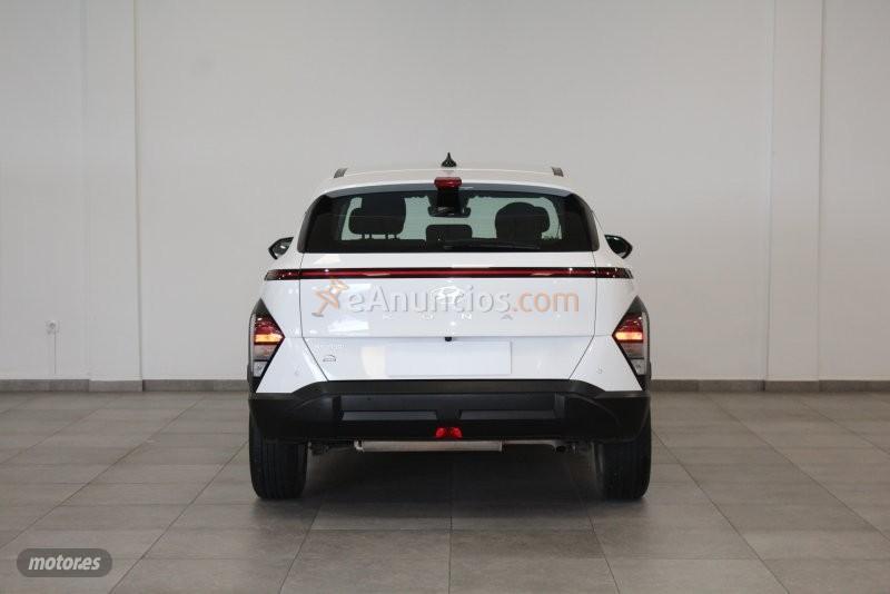 Hyundai Kona 1.0 TGDI MAXX 120CV 48V MHEV de 2024 con 107.442 Km por 20.900 EUR. en Cadiz