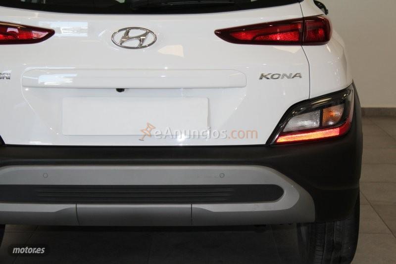 Hyundai Kona 1.0 TGDI MAXX DCT 120CV de 2022 con 15.475 Km por 19.990 EUR. en Cadiz