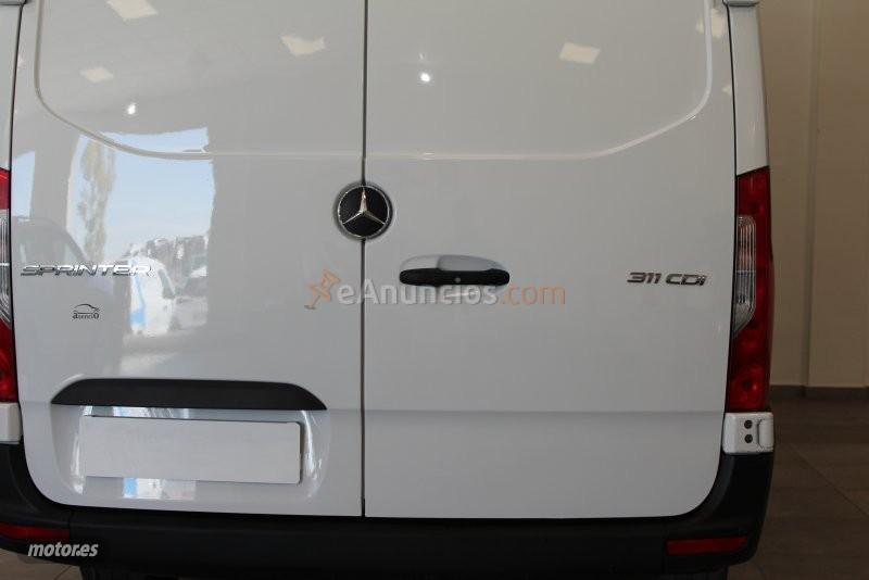 Mercedes Sprinter 2.0 CDI PRO MEDIO 115CV de 2025 con 82.841 Km por 30.500 EUR. en Cadiz