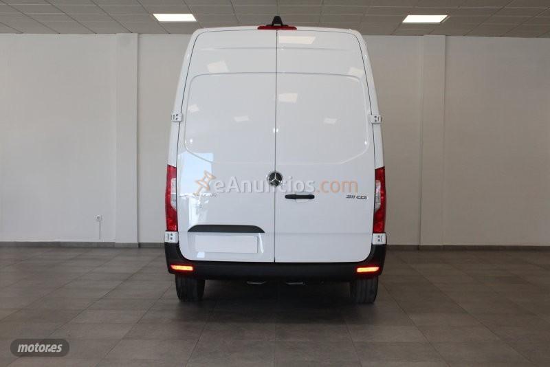Mercedes Sprinter 2.0 CDI PRO MEDIO 115CV de 2025 con 82.841 Km por 30.500 EUR. en Cadiz