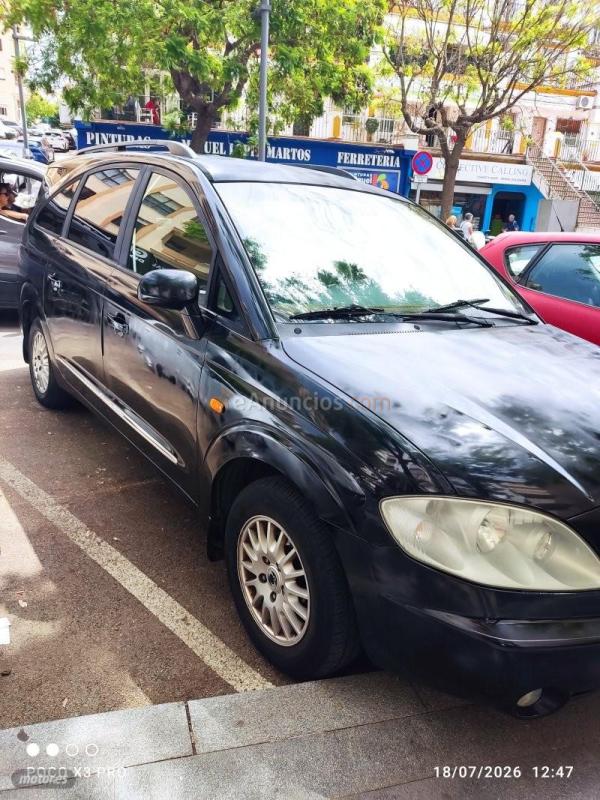 Ssangyong Rodius Limited AWD de 2007 con 195.000 Km por 8.000 EUR. en Malaga