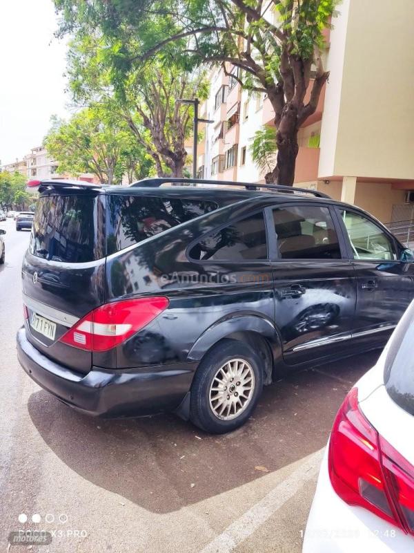 Ssangyong Rodius Limited AWD de 2007 con 195.000 Km por 8.000 EUR. en Malaga